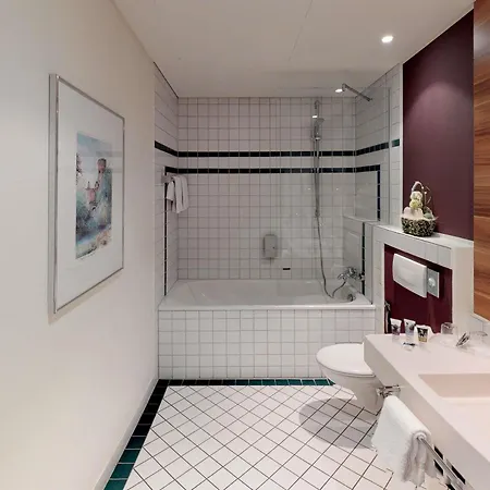 Mercure Tagungs- & Landhotel Krefeld Exterior photo