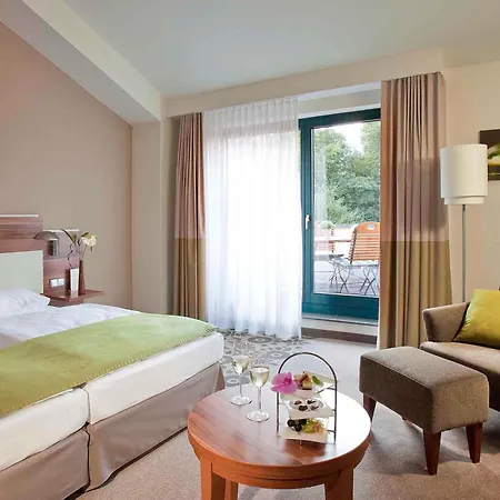 Mercure Tagungs- & Landhotel Krefeld Exterior photo