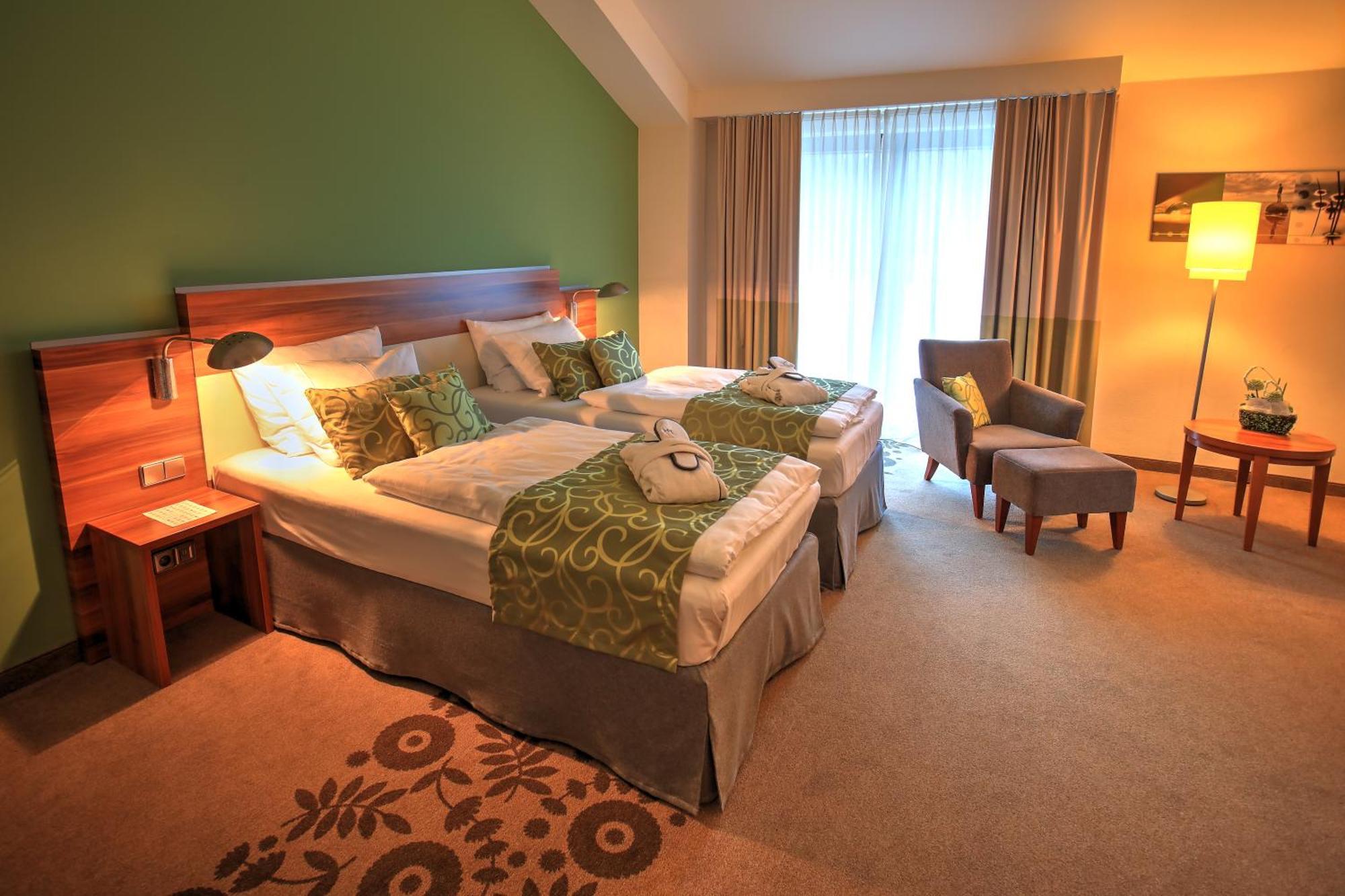 Mercure Tagungs- & 4*