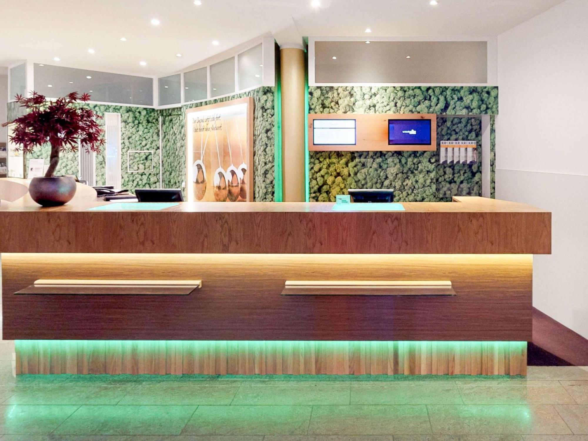 Mercure Tagungs- & 4*